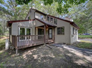 120 Depue Cir, Bushkill, PA 18324