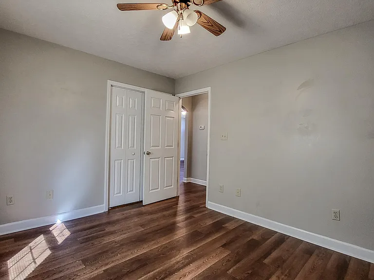18901 Easter Ferry Rd — Photo 14