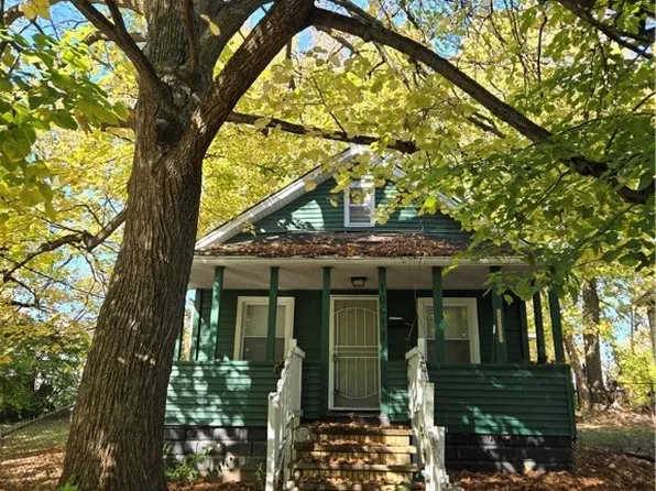 10011 Elizabeth Ave, Cleveland, OH 44105