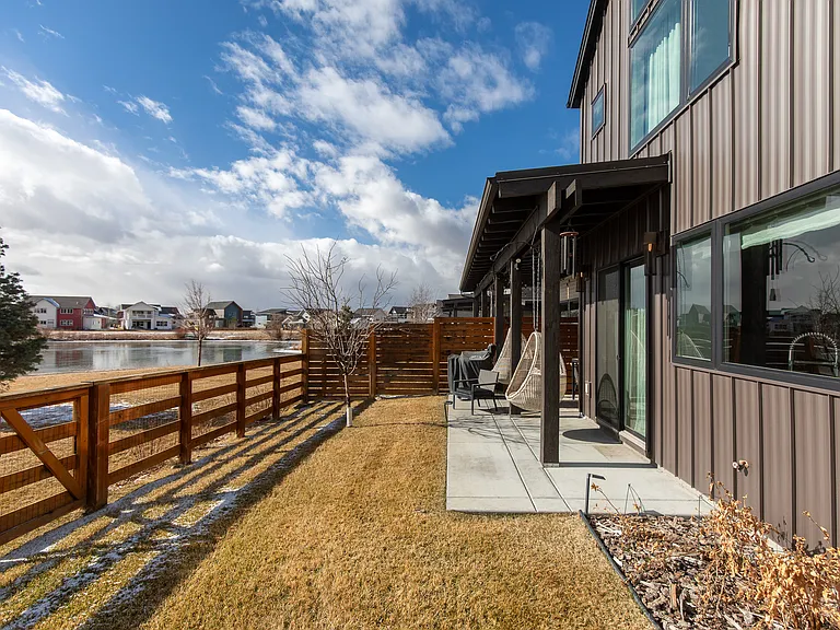 5468 Westmorland Dr — Photo 42