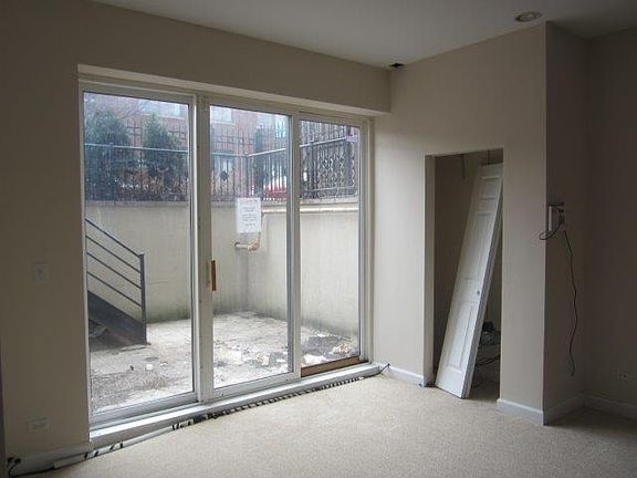 4th image of 260 N California Ave #G