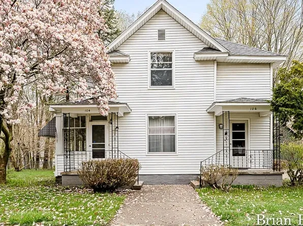 106 W Main St, Whitehall, MI 49461