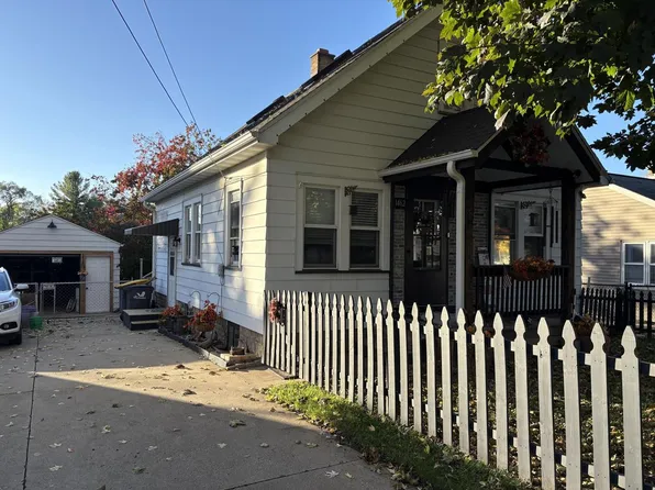 1462 Cleveland AVENUE, Waukesha, WI 53186