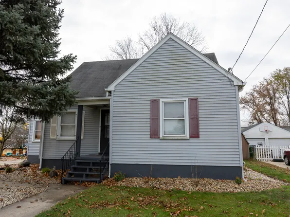 1050 Gardner St, South Beloit, IL 61080