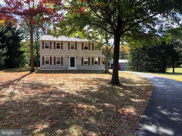 597A Long Acre Ln, Yardley, PA 19067