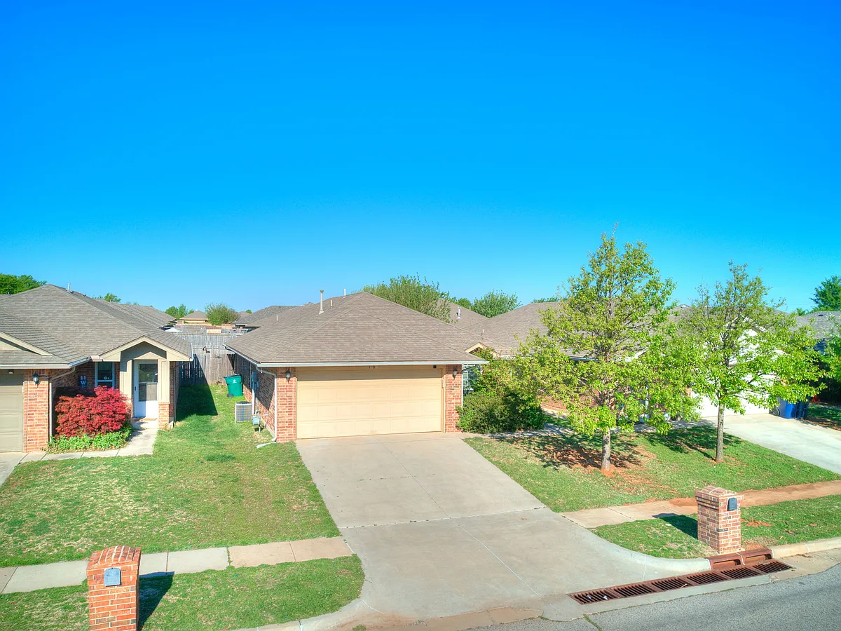 Building Photo - 19809 Adagio Ln