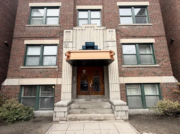 235 Cooper St #2, Ottawa, ON K2P 0G2