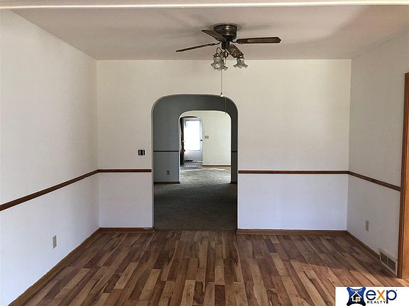 5th image of 805 Kearney Ave