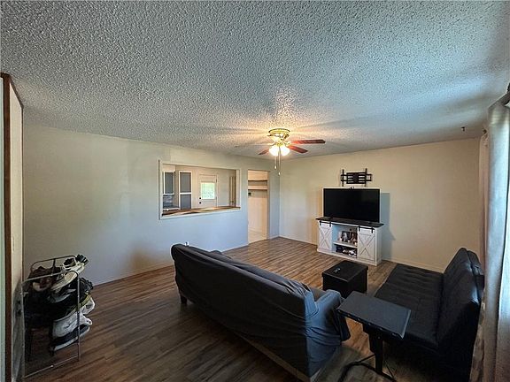 5th image of 506 Hollywood St