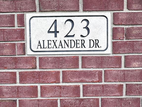 2nd image of 423 Alexander Dr