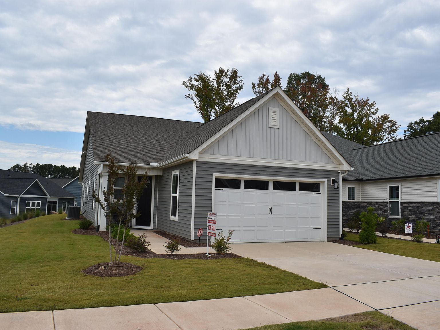 1001 Masters Place Way