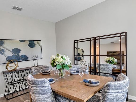 4th image of 5573 Fiona Ln