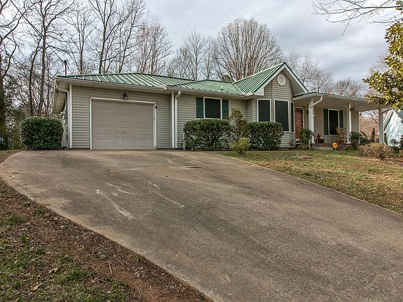 3rd image of 2208 Mason Ct