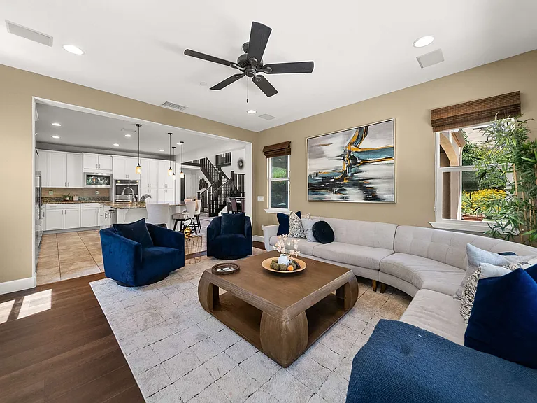 972 Tucana Dr — Photo 19