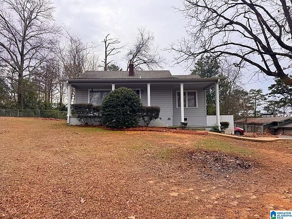2nd image of 219 Harts Ave