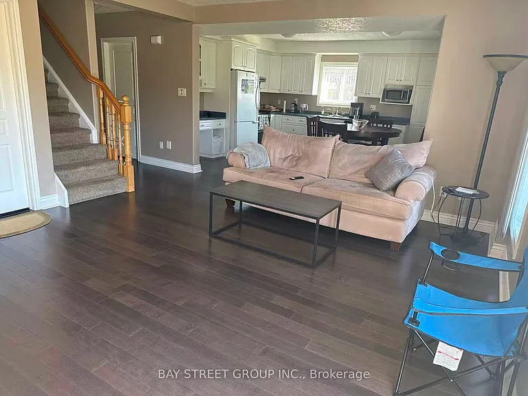 578 Springwater Dr W — Photo 6