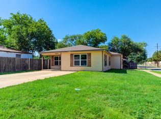 2402 24th St, Lubbock, TX 79411
