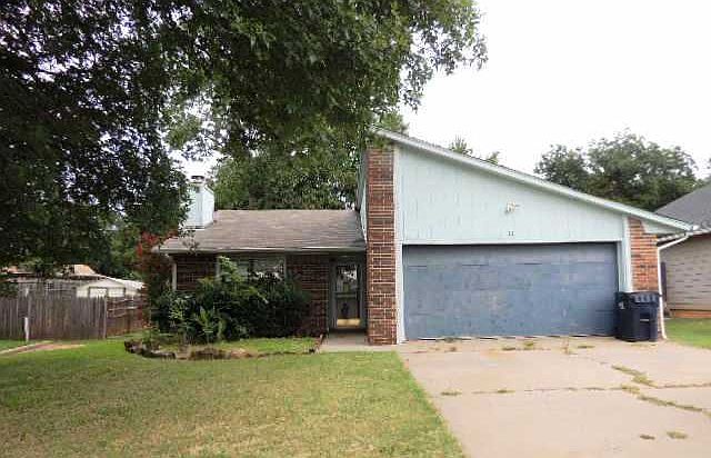 1st image of 213 Stonewood Dr