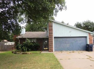 213 Stonewood Dr, Noble, OK 73068