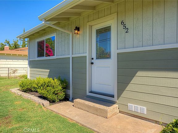 4th image of 652 Plumas Ave