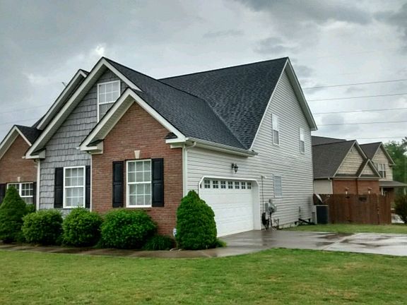 2nd image of 1756 Sterling Oaks Ln