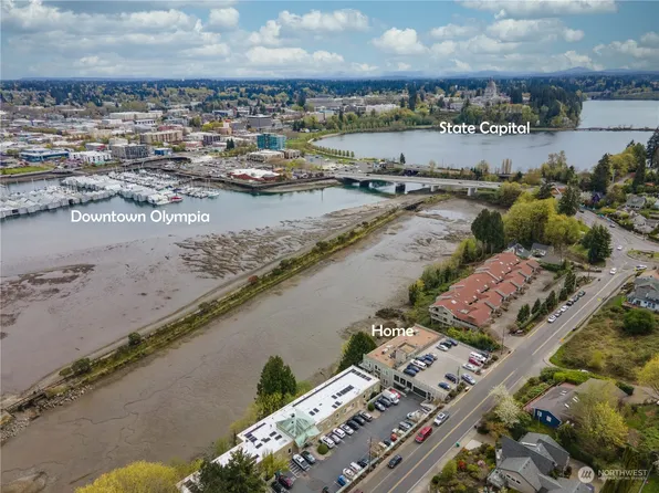 304 West Bay Drive NW #102, Olympia, WA 98502