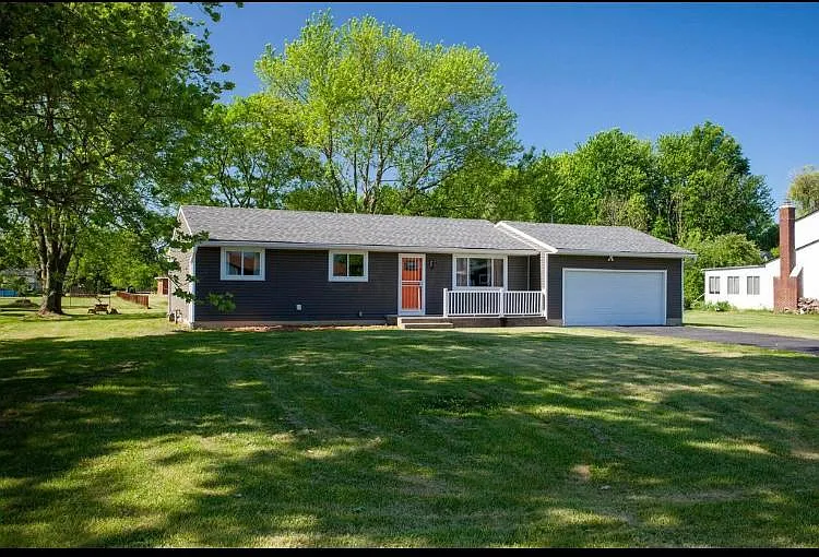 6143 Alice Dr — Photo 3