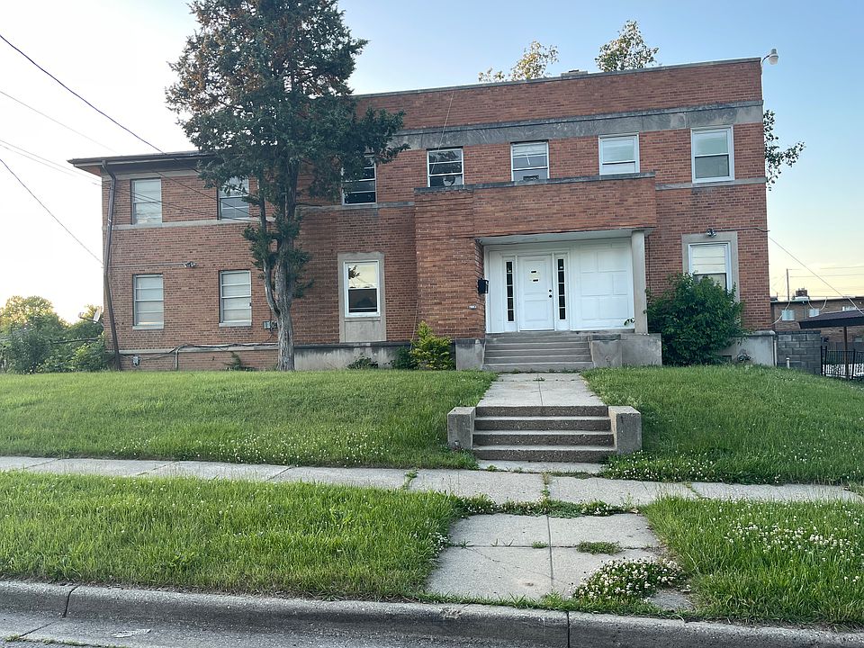 2nd image of 121 Chamberlain St #1-20