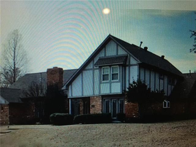 1st image of 5001 Country Place Dr
