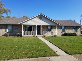 517 Dogwood St SW, Demotte, IN 46310