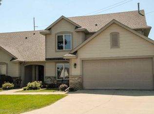 4914 Oaklawn Ln NW, Rochester, MN 55901