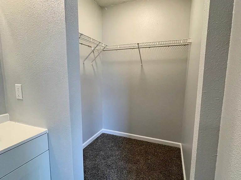 1423 Alonzo Pl — Photo 10