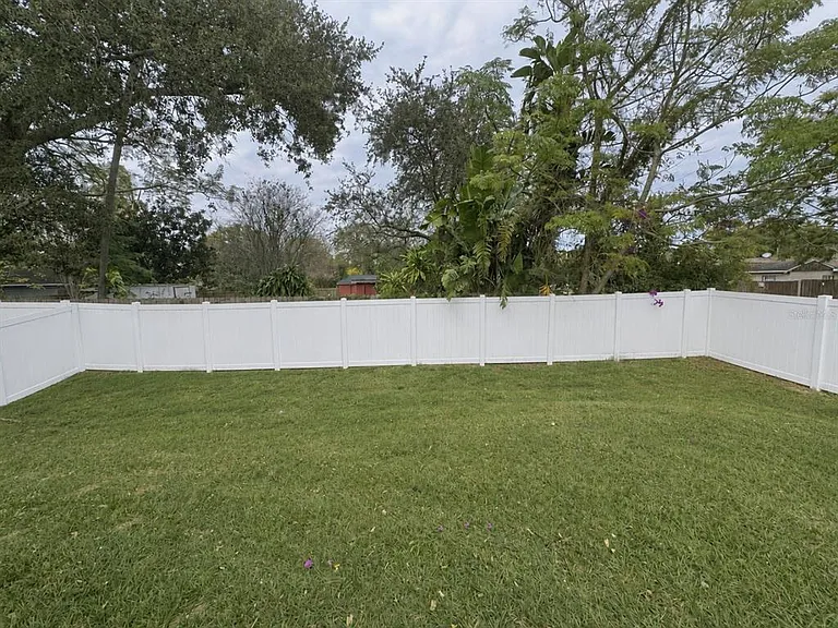 699 W Kaley St — Photo 17