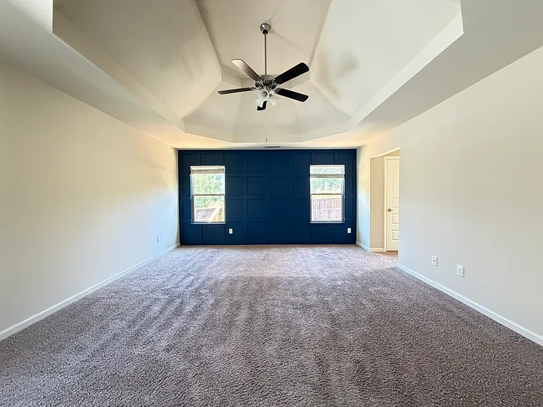209 Emporia Loop — Photo 39