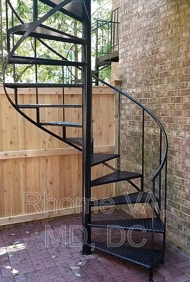 3749 Kanawha St NW — Photo 10