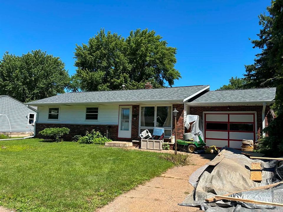 2nd image of 2444 Hayden Avenue