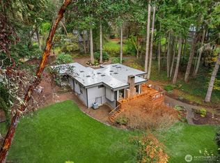 10871 Manitou Beach Dr NE, Bainbridge Island, WA 98110