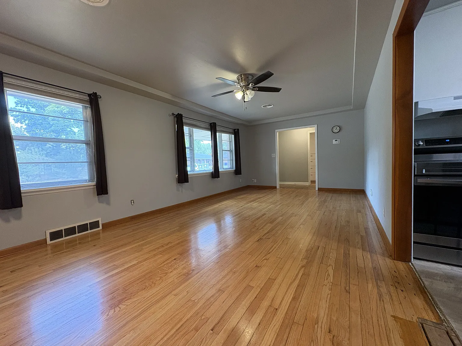 1428 Avondale Drive - (Hvac Wnty) - 1 — Photo 3
