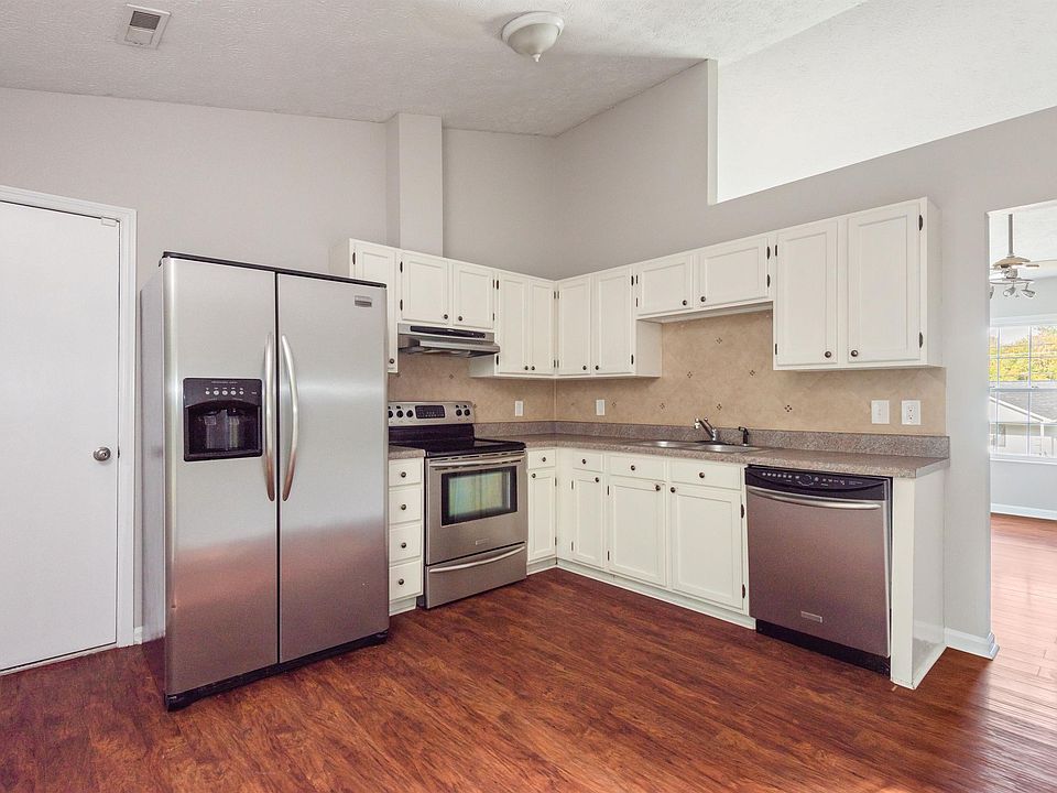 1st image of 4626 Woodbridge Ln