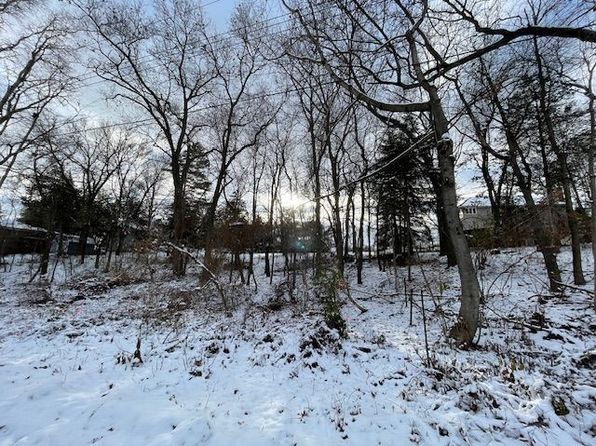 0 Dibrova Dr, Brighton, MI 48116