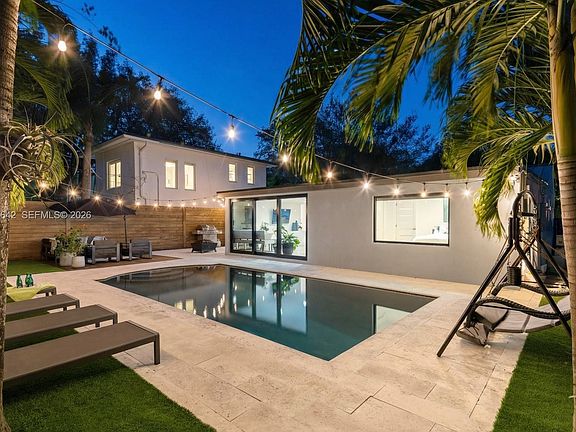 2nd image of 2240 Tequesta Ln