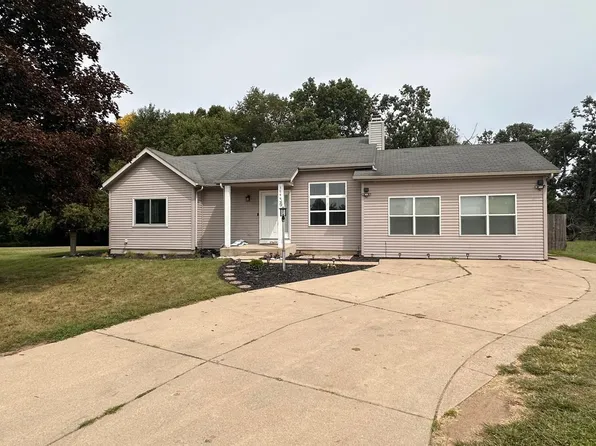 30445 S Elizabeth Dr, Elkhart, IN 46516