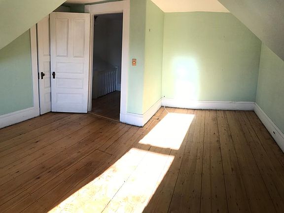 Bedroom 02