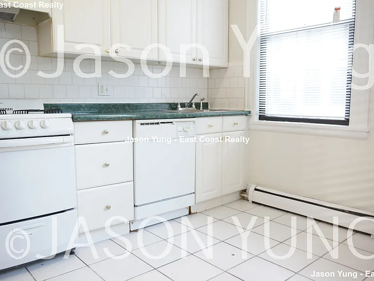 72 Gardner St #B2 — Photo 6
