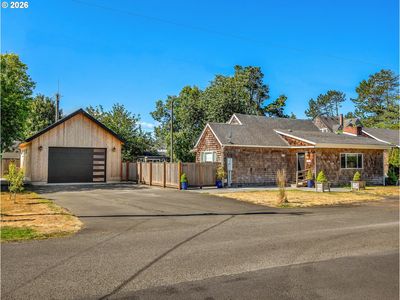 641 2nd St, Gearhart, OR, 97138