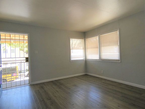 5th image of 445 W 15th St APT 9