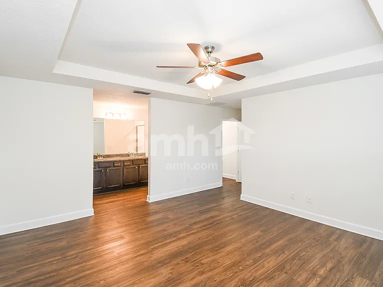 8559 Highfield Ave — Photo 13