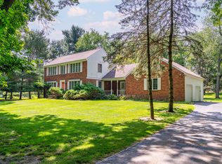 3407 Woodlea Dr, Ann Arbor, MI