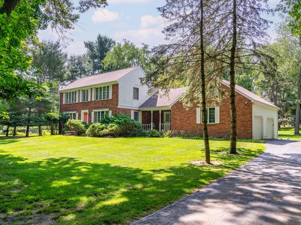 3407 Woodlea Dr, Ann Arbor, MI 48103