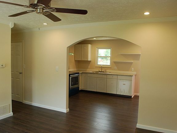5th image of 3629 Grace Dr